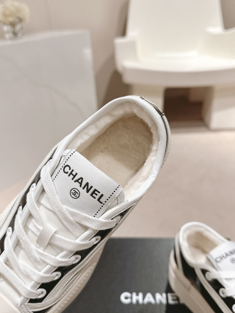 Ch**el sport shoes